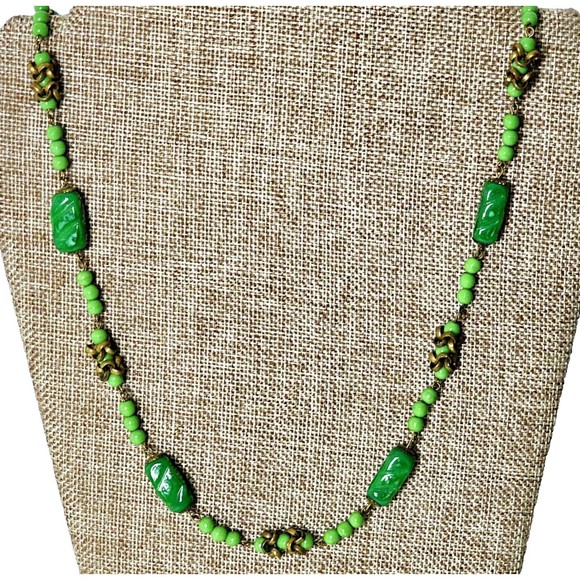 Art Deco Jadeite Beaded Necklace 36" Gold Tone VTG VGC! - Picture 1 of 10